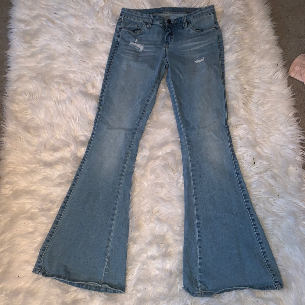 Blank nyc bell bottom light wash jeans